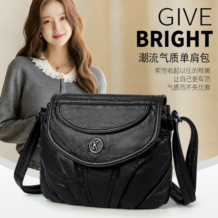Women's Fashion Shoulder Bag with Zipper Closure Spring 2025 One Size