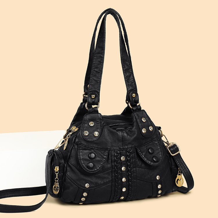 Women's Old Money Style Shoulder Bag with Zip Closure - Winter 2025 - Image 4