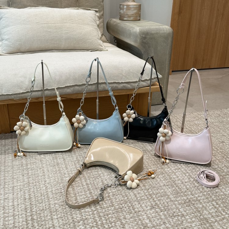 Women's Crescent Bag Casual Minimalist Zip Closure Summer 2026 - Image 4
